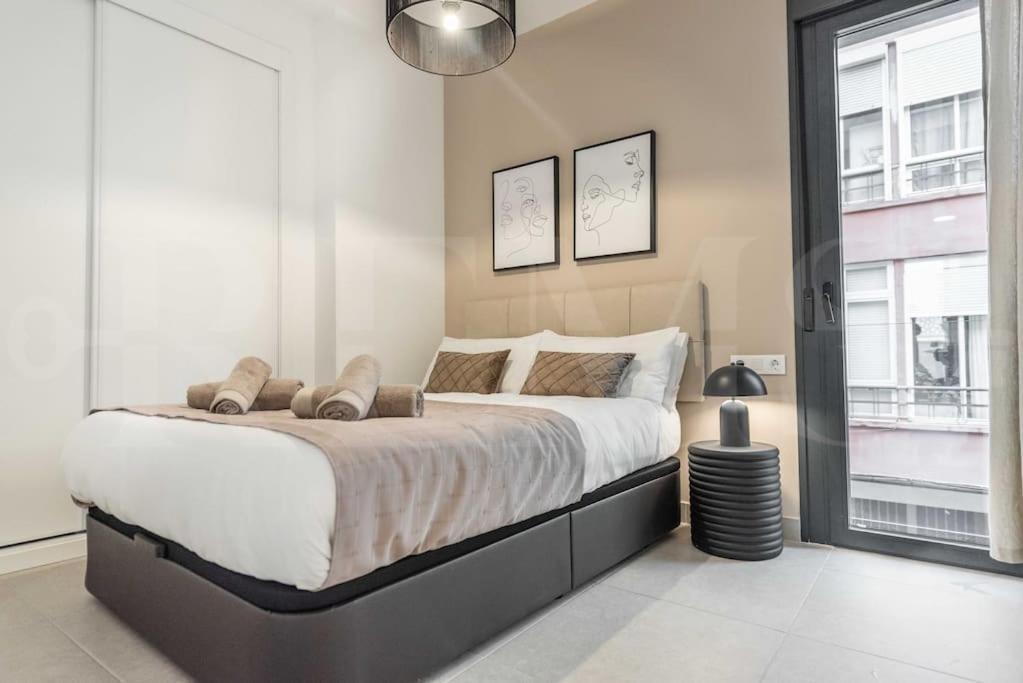 Modern Apartment With Patio & Parking By Rems Málaga Dış mekan fotoğraf