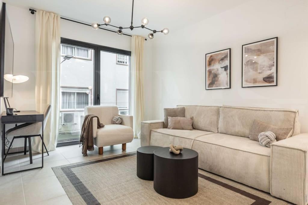Modern Apartment With Patio & Parking By Rems Málaga Dış mekan fotoğraf